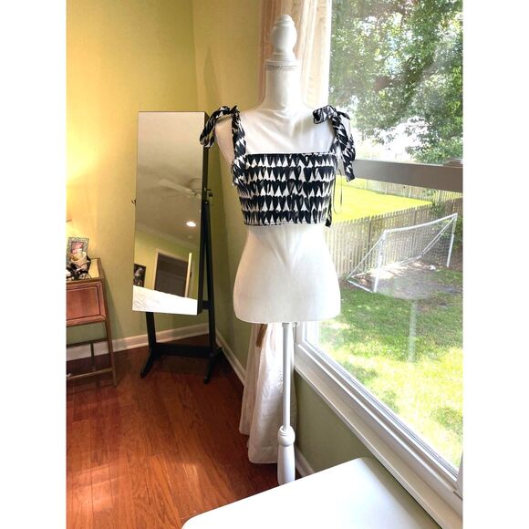 NWT ZARA Crop Top Sz S  Hearts Black White Smocked Bow Tie Shoulder Straps - Picture 6 of 8